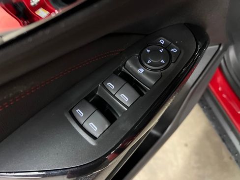 New 2026 Chevrolet Trax RS w/ Sunroof Package image 15