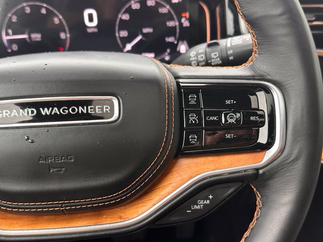 Used 2025 Jeep Grand Wagoneer L Series III AWD/4WD image 21