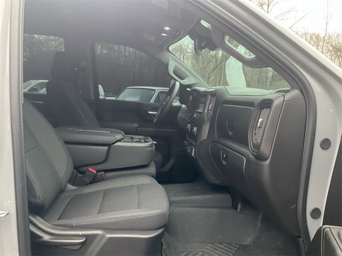 Used 2025 Chevrolet Silverado 2500 Custom w/ Custom Value Package image 11