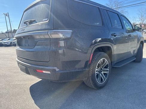 New 2026 Jeep Grand Wagoneer 4WD image 3