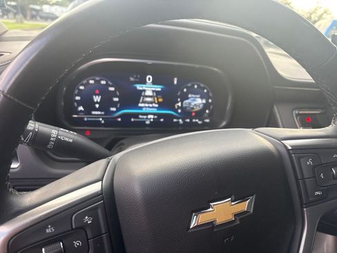 Used 2023 Chevrolet Tahoe Premier AWD/4WD image 9