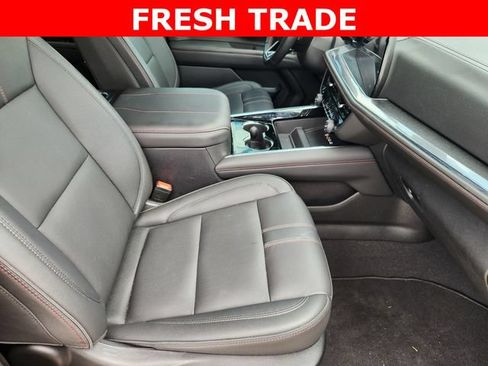 Used 2025 Chevrolet Tahoe RST w/ Comfort Package RWD image 13