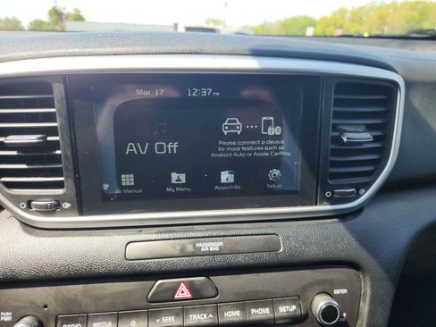 Used 2021 Kia Sportage LX FWD image 16