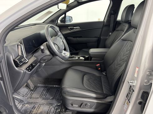 Certified 2025 Kia Sportage X-Line w/ Premium Package image 6