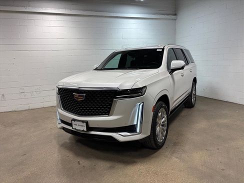 Used 2021 Cadillac Escalade Premium Luxury w/ Driver Assist Tech Package image 2