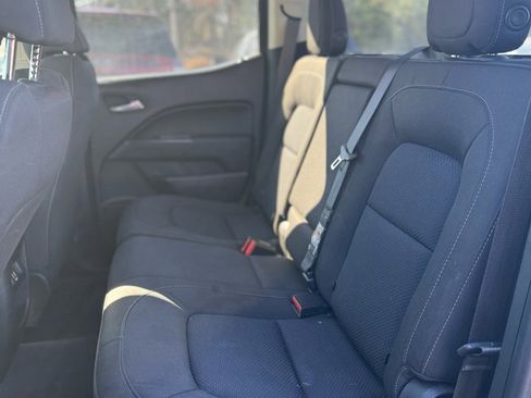 Used 2020 Chevrolet Colorado LT image 10