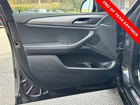 Used 2020 BMW X4 M40i image 10