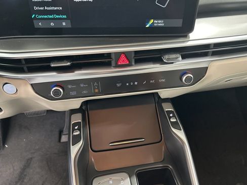 New 2026 Kia Sorento EX AWD/4WD image 17