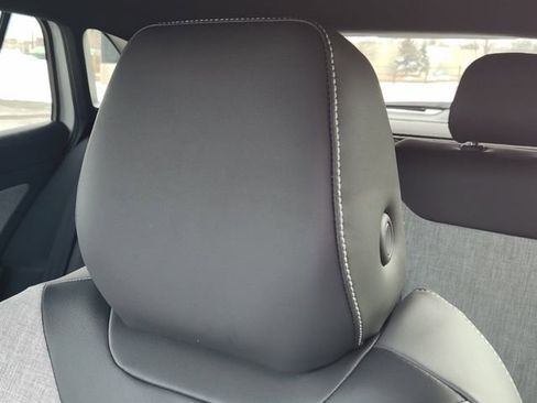 New 2026 Volkswagen ID.4 Pro image 14