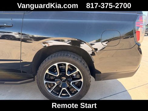 Used 2021 Chevrolet Suburban RST w/ Luxury Package image 9