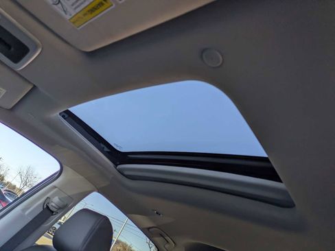 Certified 2024 Honda HR-V EX-L image 18