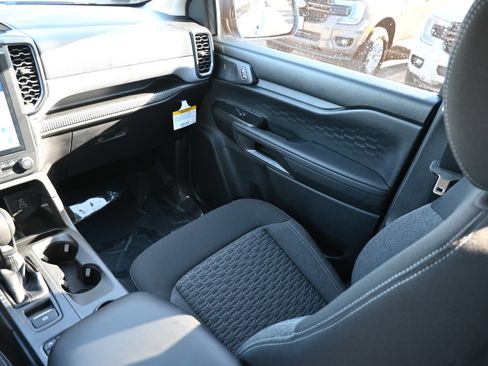 New 2025 Ford Ranger XL image 28