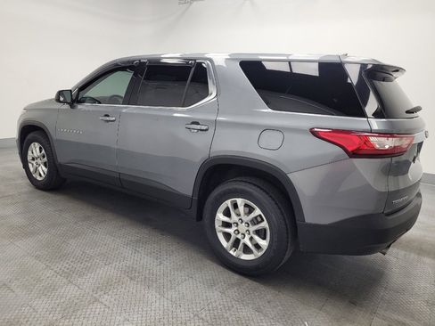 Used 2018 Chevrolet Traverse LS FWD image 3