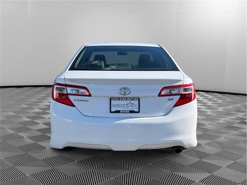 Used 2014 Toyota Camry SE FWD image 4