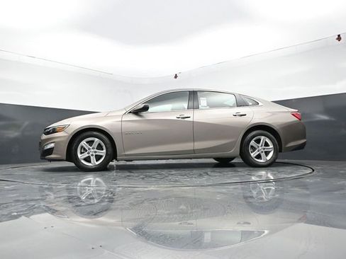 Used 2024 Chevrolet Malibu LT FWD image 47