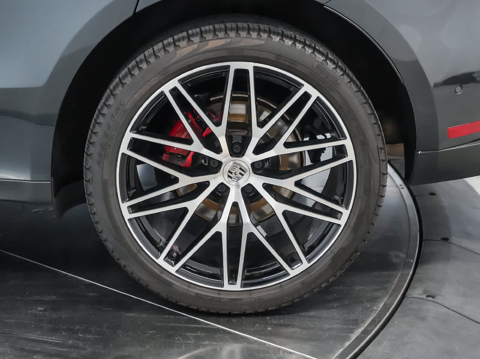 Certified 2023 Porsche Macan S AWD/4WD image 14