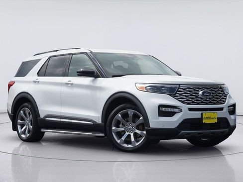 Used 2020 Ford Explorer Platinum w/ Premium Technology Package AWD/4WD image 2