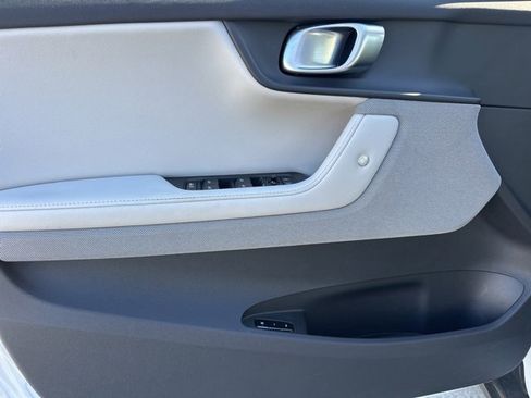 Used 2024 Polestar Polestar 2 image 14