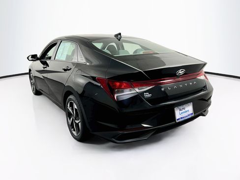 Used 2023 Hyundai Elantra SEL w/ Convenience Package FWD image 7