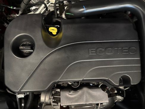 Used 2023 Chevrolet Equinox RS AWD/4WD image 31
