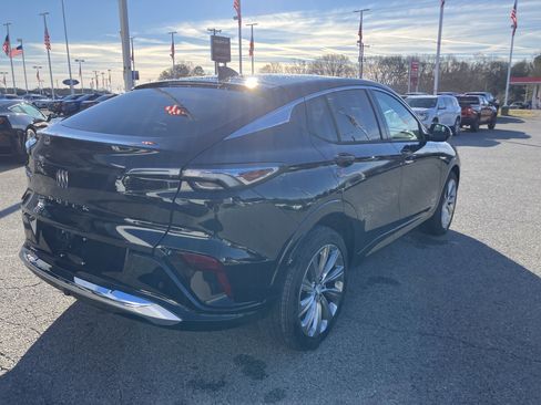 New 2026 Buick Envista Avenir image 9