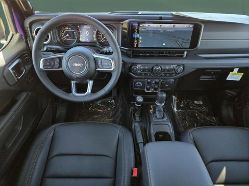 New 2026 Jeep Wrangler Unlimited Sahara AWD/4WD image 21