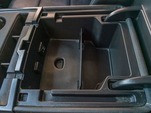 Used 2015 GMC Sierra 2500 SLE image 32