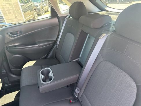 Used 2022 Hyundai Kona SEL AWD/4WD image 36