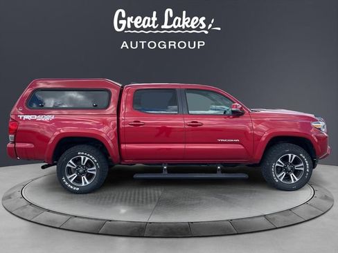 Used 2016 Toyota Tacoma TRD Sport w/ Towing Package AWD/4WD image 6