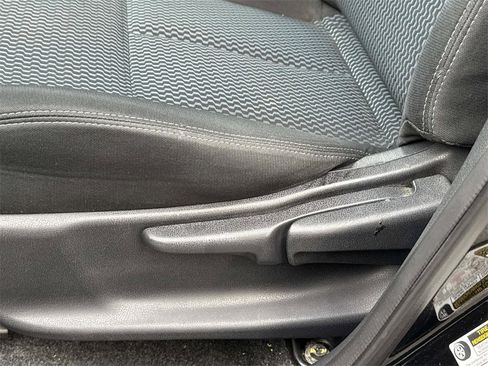 Certified 2016 Nissan Versa Note SV image 22