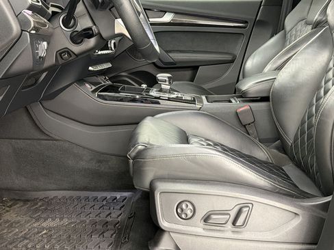Used 2024 Audi SQ5 Prestige AWD/4WD image 5