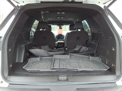 Certified 2023 Chevrolet Traverse RS w/ LPO, Floor Liner Package image 10