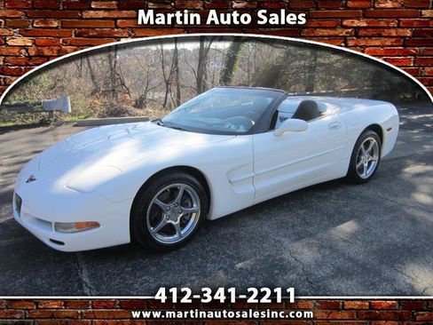 Used 2000 Chevrolet Corvette Convertible w/ Memory Pkg image 1