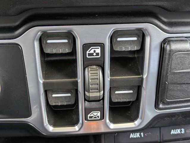Certified 2024 Jeep Gladiator Sport AWD/4WD image 23