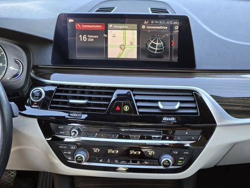 Used 2019 BMW 530i w/ Convenience Package image 23