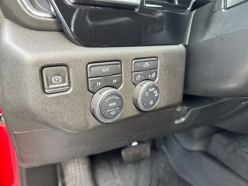 Used 2022 Chevrolet Silverado 1500 LT w/ Protection Package image 18