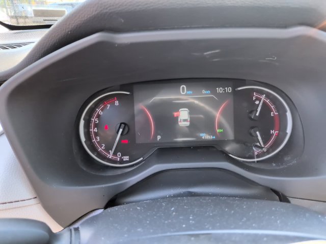 Certified 2025 Toyota RAV4 XLE FWD image 18