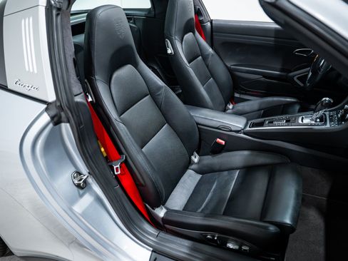 Used 2014 Porsche 911 Targa 4S AWD/4WD image 19
