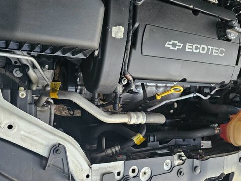 Used 2017 Chevrolet Sonic LT image 46