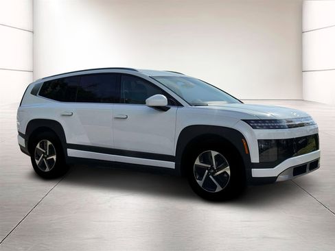 New 2026 Hyundai Ioniq 9 SE image 10