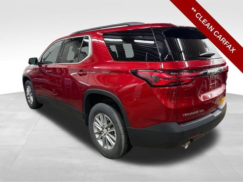 Used 2023 Chevrolet Traverse LT w/ Rear Camera Mirror Package AWD/4WD image 3