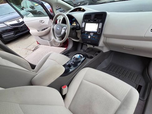 Used 2012 Nissan Leaf SV FWD image 38