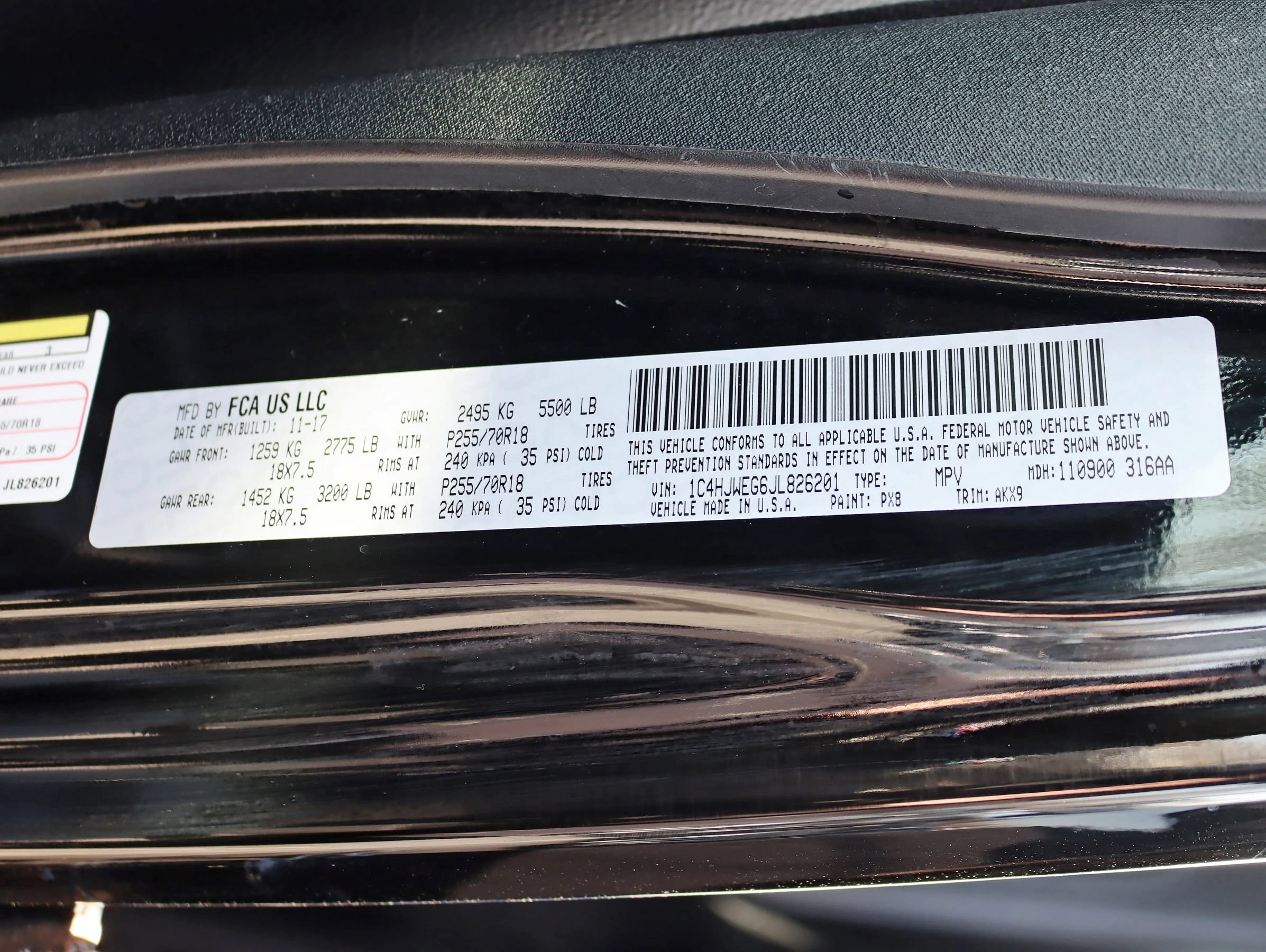 Used 2018 Jeep Wrangler Unlimited Sahara AWD/4WD image 40