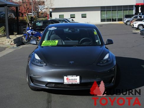 Used 2021 Tesla Model 3 Long Range image 15