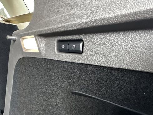 Certified 2024 Lincoln Corsair AWD w/ Equipment Group 101A image 42