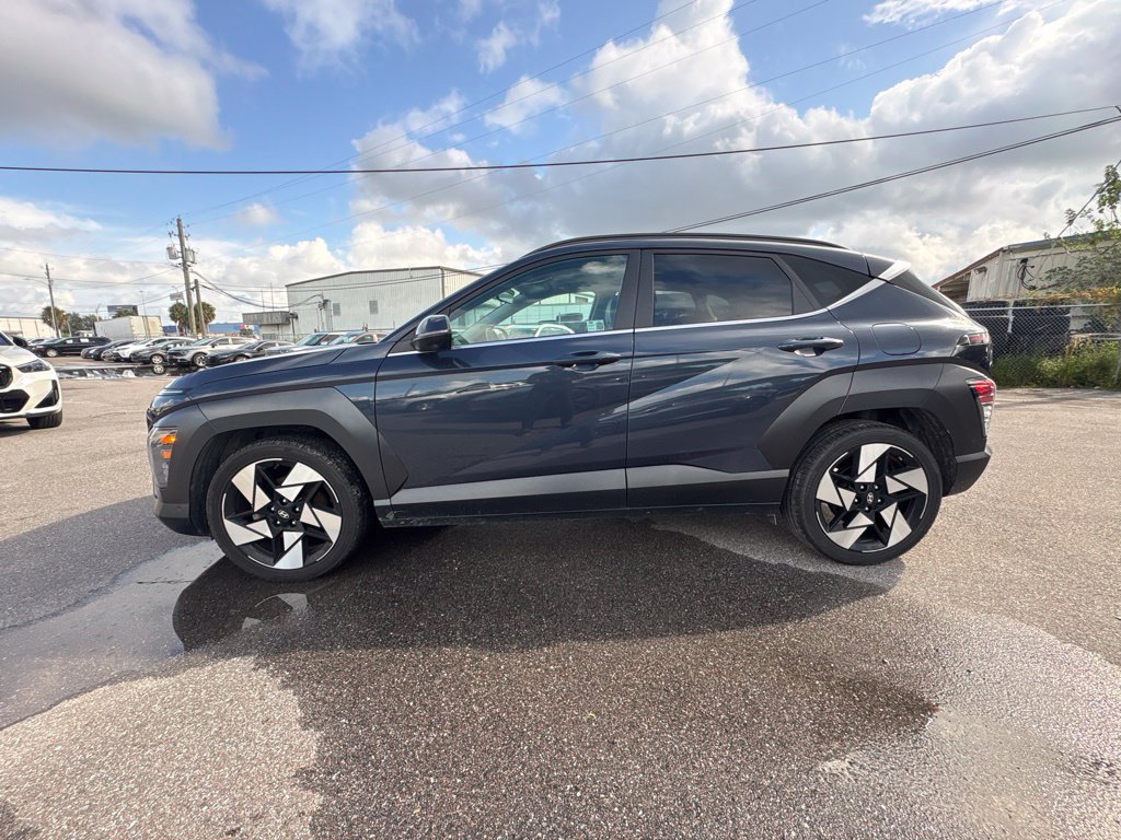 Used 2024 Hyundai Kona Limited FWD image 6