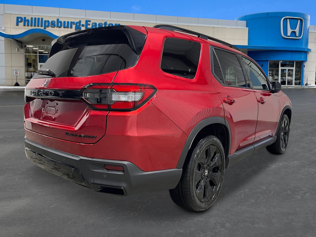New 2026 Honda Pilot Black Edition image 5