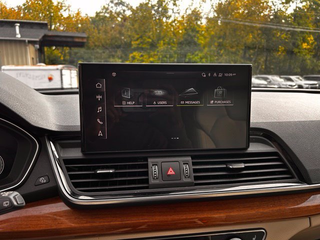 Used 2023 Audi Q5 e Premium Plus w/ Premium Plus Package AWD/4WD image 21