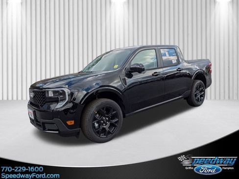 New 2026 Ford Maverick Lariat w/ Black Appearance Package image 1