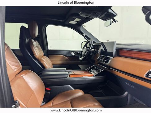 Certified 2023 Lincoln Navigator Reserve image 15